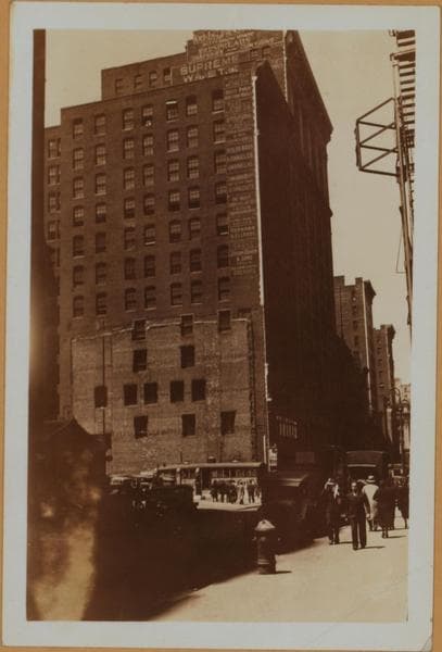 Manhattan: 22nd Street (West) - 5th Avenue, 1935