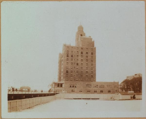 Islands - Coney Island - [Riegelmann boardwalk - Half-Moon Hotel.], 1927