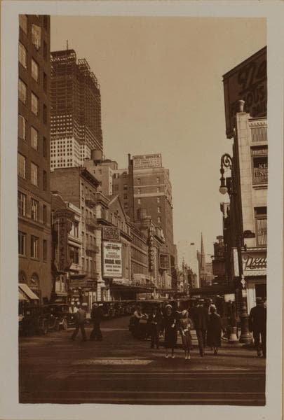 Manhattan: 48th Street - 7th Avenue, 1932