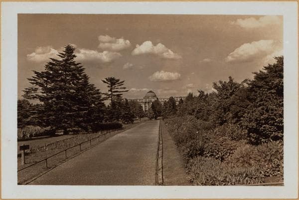 Bronx: Bronx Park - Museum, N.Y. Botanical Garden., 1938; 1938-05-12