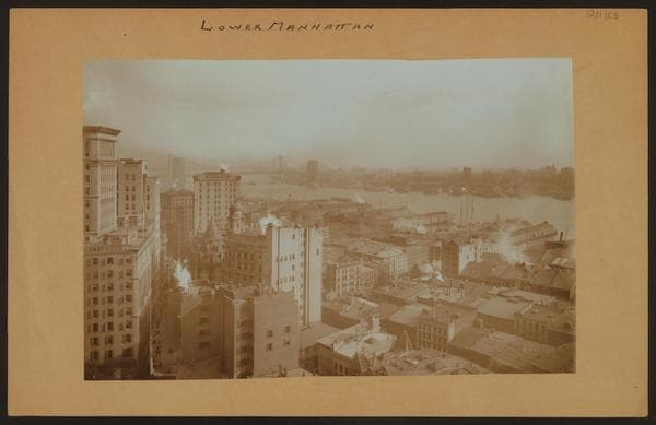 General view] - Lower Manhattan - [Financial District - East River docks]., 1900