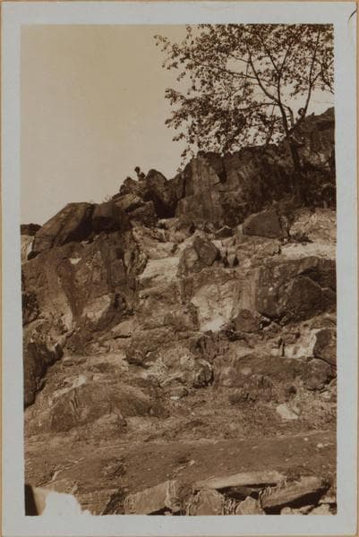 Manhattan: Central Park - Cliffs; Essex House; Metropolitan Club; Netherlands Hotel; Plaza Hotel., 1910–1933