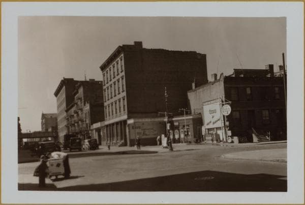 Manhattan: 129th Street - Lexington Avenue, 1941