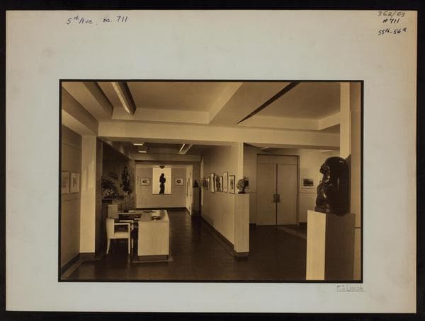 Manhattan: 5th Avenue - [Between 55th and 56th Streets], 1939