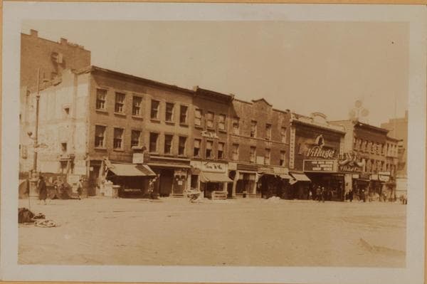 Manhattan: 8th Avenue - 15th Street, 1929–1930