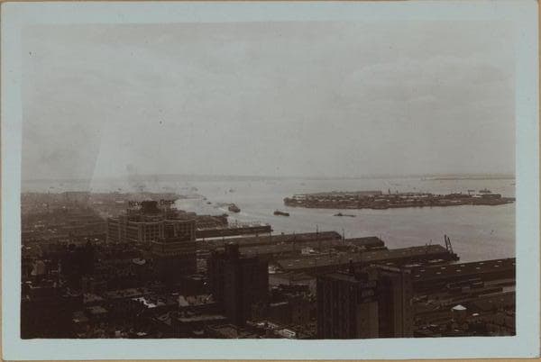 Islands - Governors Island - [Upper New York Bay - New York Dock Co.; Standish Arms Hotel.], 1933–1938