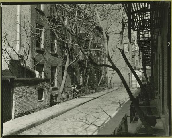 Manhattan: Patchin Place - [10th Street (West) - 6th Avenue.], 1936