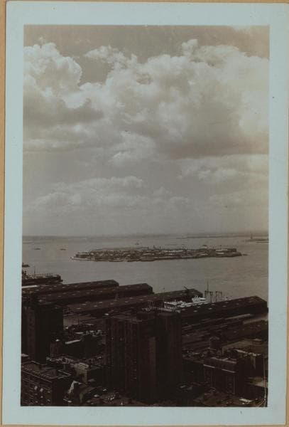 Islands - Governors Island - [Upper New York Bay - New York Dock Co.; Standish Arms Hotel.], 1933–1938