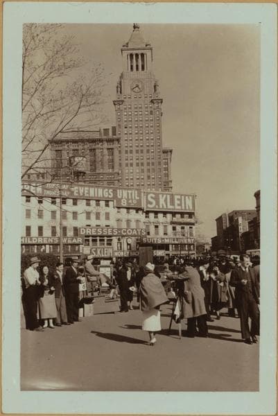 Celebrations - Parades - Municipal Events - Communist Demonstration., 1937-05-01