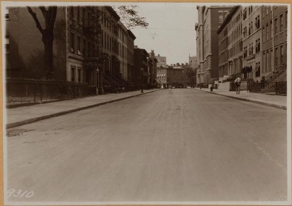 Manhattan: 11th Street - 6th Avenue, 1921