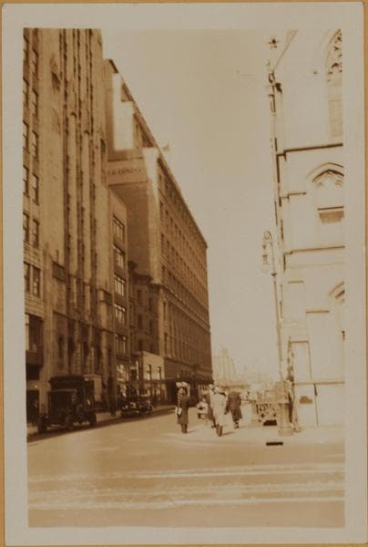 Manhattan: 50th Street - Madison Avenue, 1932