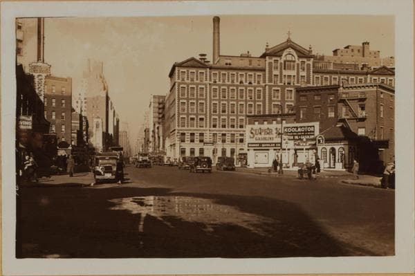 Manhattan: 7th Avenue South - Waverly Place, 1933