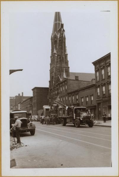 Brooklyn: Fulton Street - Debevoise Avenue, 1942
