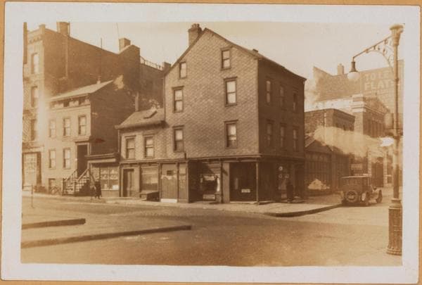 Brooklyn: Henry Street - Cranberry Street, 1922–1931