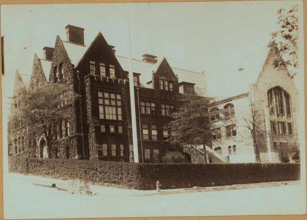 Richmond: Stuyvesant Place - Wall Street, 1910