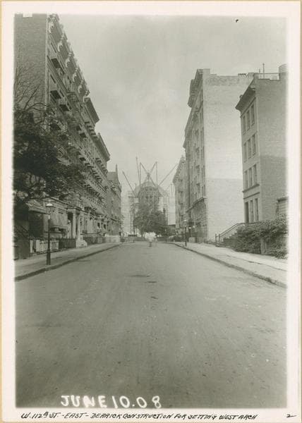 Manhattan: Amsterdam Avenue - Cathedral Parkway, 1908