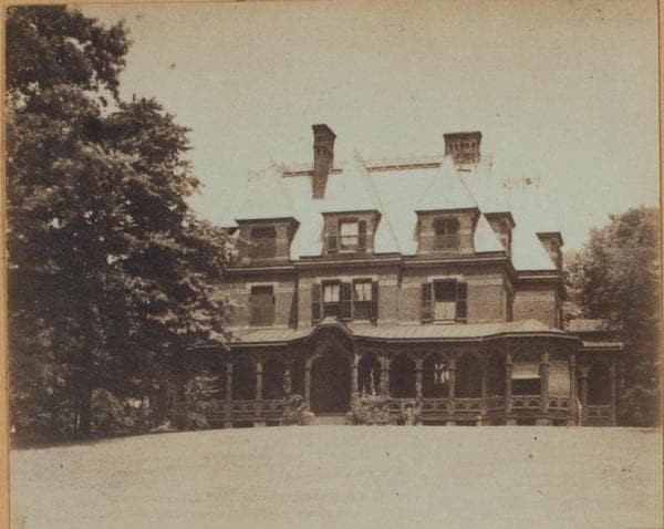 Queens: 37th Avenue - Lawrence Street