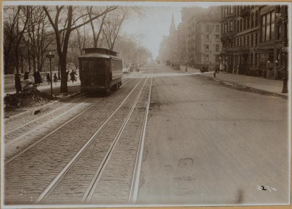 Manhattan: Central Park West - 100th Street, 1920