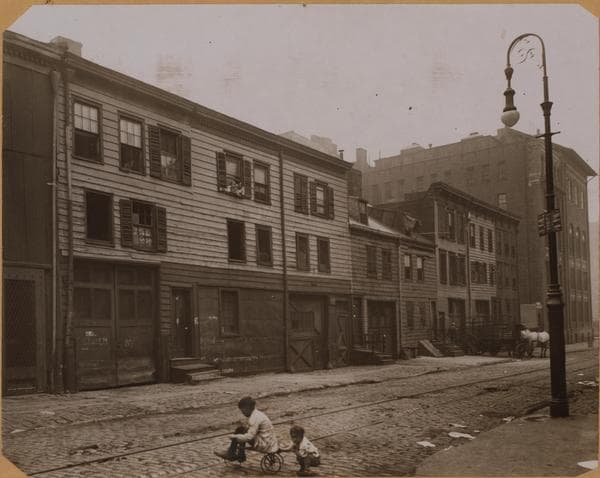 Manhattan: Front Street - Jackson Street, 1915