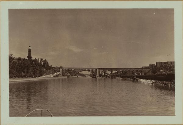 Bridges - High Bridge - [Looking west across the Harlem River toward Highbridge Park, Manhattan from the Bronx.], 1923–1939