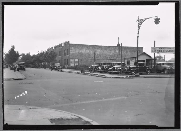 Triad Motor Sales car lot: 55th St.-18th Ave., Brooklyn, 1935