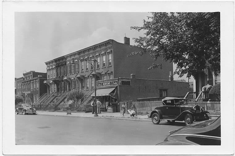 St. Marks Avenue at, to West, Brooklyn, 1941-08-02