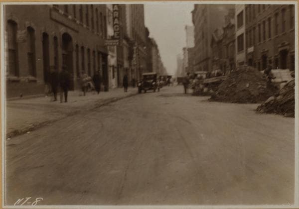 Manhattan: 52nd Street - 6th Avenue, 1921