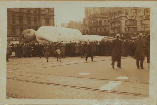 Celebrations - Parades - Municipal events - Macy's Thanksgiving Parade., 1933