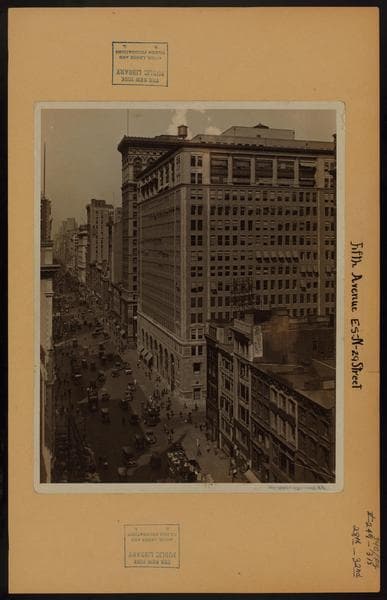 Manhattan: 5th Avenue - 29th Street, 1923