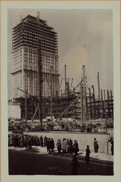Manhattan: Rockefeller Plaza - Tieman's Lane, 1932
