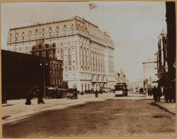 Manhattan: Broadway - 43rd Street (West), 1905