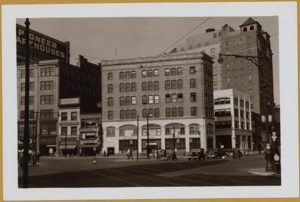 Brooklyn: Flatbush Avenue - Schermerhorn Street, 1942-05-11