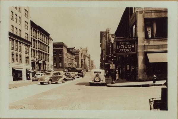 Manhattan: Lexington Avenue - 64th Street (East), 1937