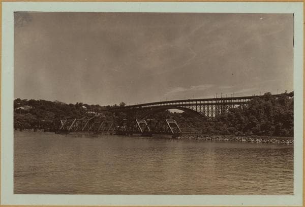 Bridges - Henry Hudson Bridge - [View of the bridge over Harlem River, linking Spuyten Duyvil Hill, Bronx with Inwood Hill Park, Manhattan.], 1939