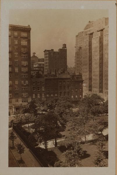 Manhattan: Gramercy Park South - Irving Place, 1928