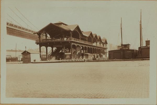 East River - Manhattan - Pier 30 - South Street - Market and Pike slips - [Manhattan Bridge]., 1932–1934