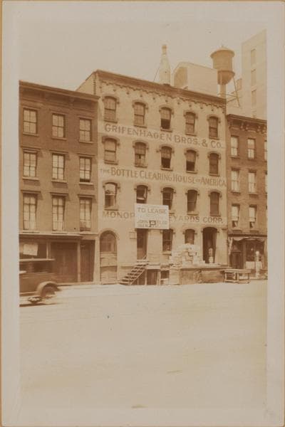 Manhattan: 10th Avenue - 25th Street, 1929–1930