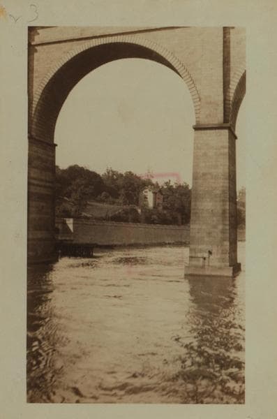 Bridges - High Bridge - [Spanning the Harlem River, and connecting the Bronx at about 170th Street to the Manhattan Highbridge Park at 174th Street.], 1926–1940
