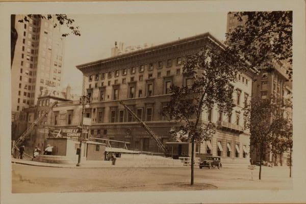 Manhattan: 5th Avenue - 61st Street, 1928–1929
