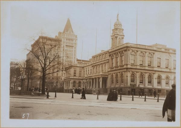 Manhattan: City Hall Park - City Hall., 1900