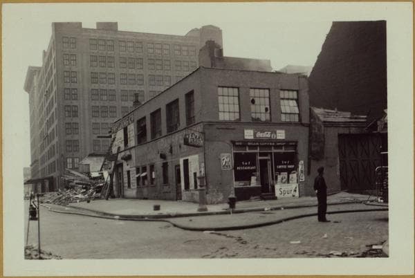 Manhattan: Leroy Street - Washington Street, 1942