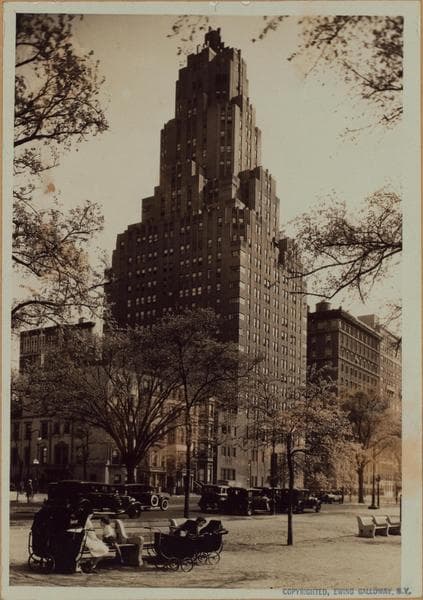 Manhattan: Riverside Drive - 102nd Street, 1929
