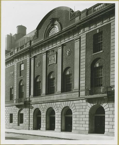 Union Sq. East - 17th Street, southeast corner, 1930–1940