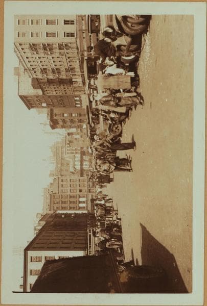 Strikes and demonstrations - [Retail freshwater fish dealers - Fulton fish market.], 1934