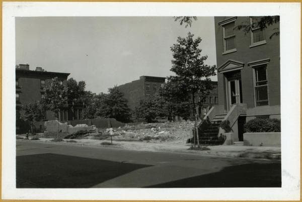 Brooklyn: Clinton Street - Veranda Place, 1942