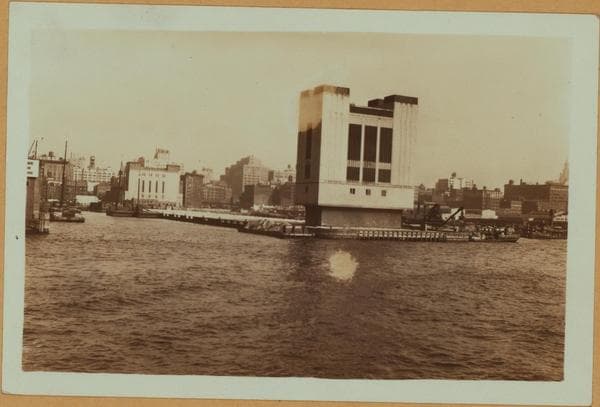 North (Hudson) River - Pier 34., 1930–1932