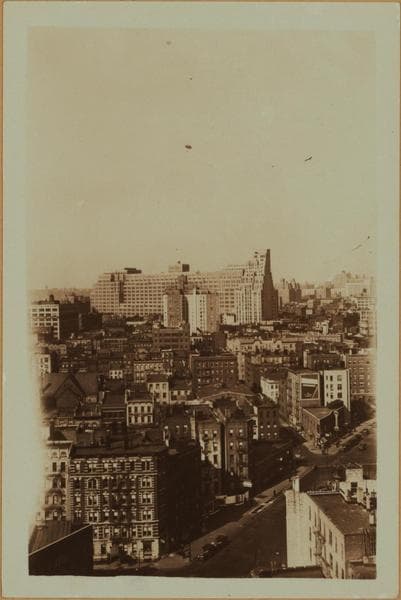 General view - [Manhattan - Christopher Street - Waverly Place.], 1933