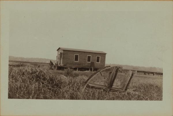 Staten Island - Oakwood Beach - [Beachcombers.], 1925–1926