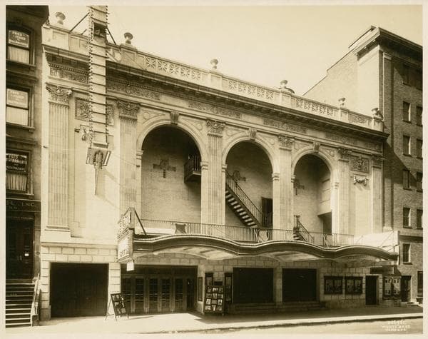 226 West 46th Street (Seventh Avenue - Eighth Avenue), 1925–1931