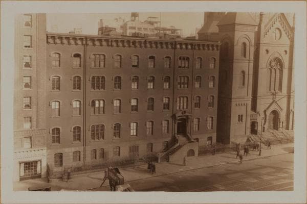 Manhattan: 42nd Street (West) - 8th Avenue, 1931–1933